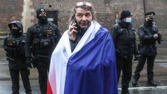 Protest / demonstrace proti vládním koronavirovým opatřením, blokáda Úřadu vlády, otevřené Česko