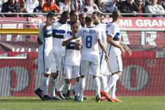 Inter Milán zvítězil v Turíně a je v čele italské ligy, AS ovládlo římské derby