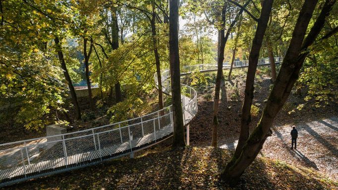 Park historie Aš. Kategorie Krajinářská architektura a zahradní tvorba.