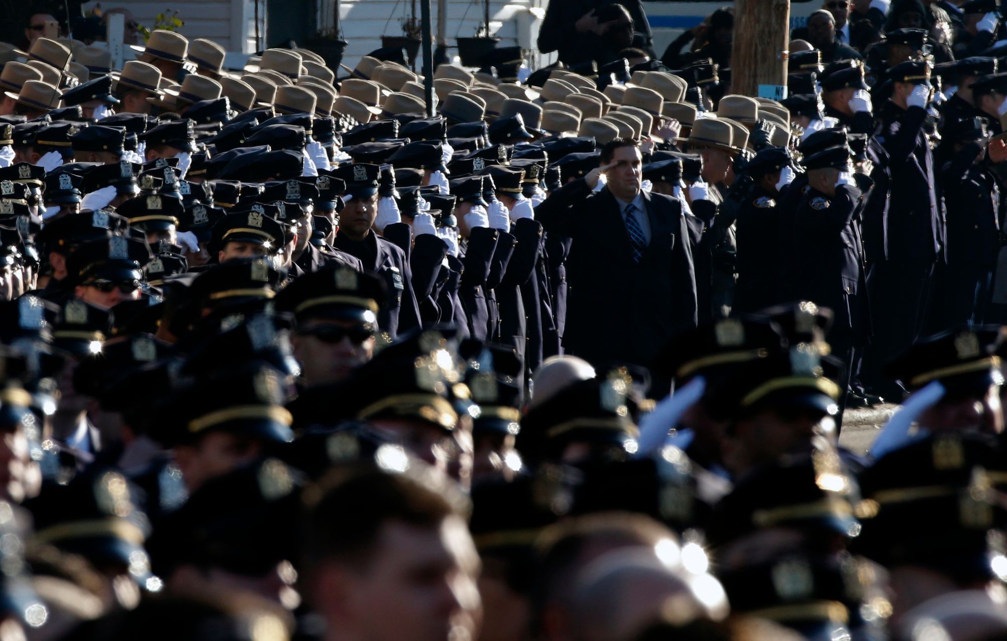 Pohřeb policisty v New Yorku