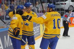 Švédsko se s Lotyšskem nadřelo, výhru vystřelil Nyquist až v prodloužení