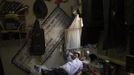 An ultra-Orthodox Jewish man rests in his room at Jerusalem's Mir Yeshiva, the largest Jewish seminary in Israel July 4, 2012. The ultra-Orthodox Jews have gone from being a tiny minority in Israel's mostly secular society to its fastest-growing sector, now about 10 percent of the 7.8 million population. They are exempt from military duty in Israel but draft deferments and state subsidies for the ultra-Orthodox have become a divisive political issue in Israel, where the government must decide a new law by August to ensure more of them do military service. Picture taken July 4, 2012. REUTERS/Ronen Zvulun (JERUSALEM - Tags: POLITICS RELIGION MILITARY EDUCATION) ATTENTION EDITORS - PICTURE 2 OF 21 FOR PACKAGE "ISRAEL'S ULTRA-ORTHODOX". SEARCH "ULTRA-ORTHODOX" FOR ALL PICTURES Published: Čec. 6, 2012, 9:59 dop.