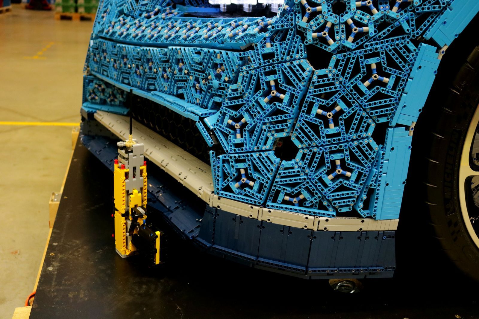 Bugatti Chiron z Lego kostek
