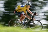 "Jak byste si měli nyní Armstronga pamatovat? Nijak, zapomenout na něj," oznámil McQuaid, který ale nehodlá více trestat další bývalé spolujezdce legendárního Američana.