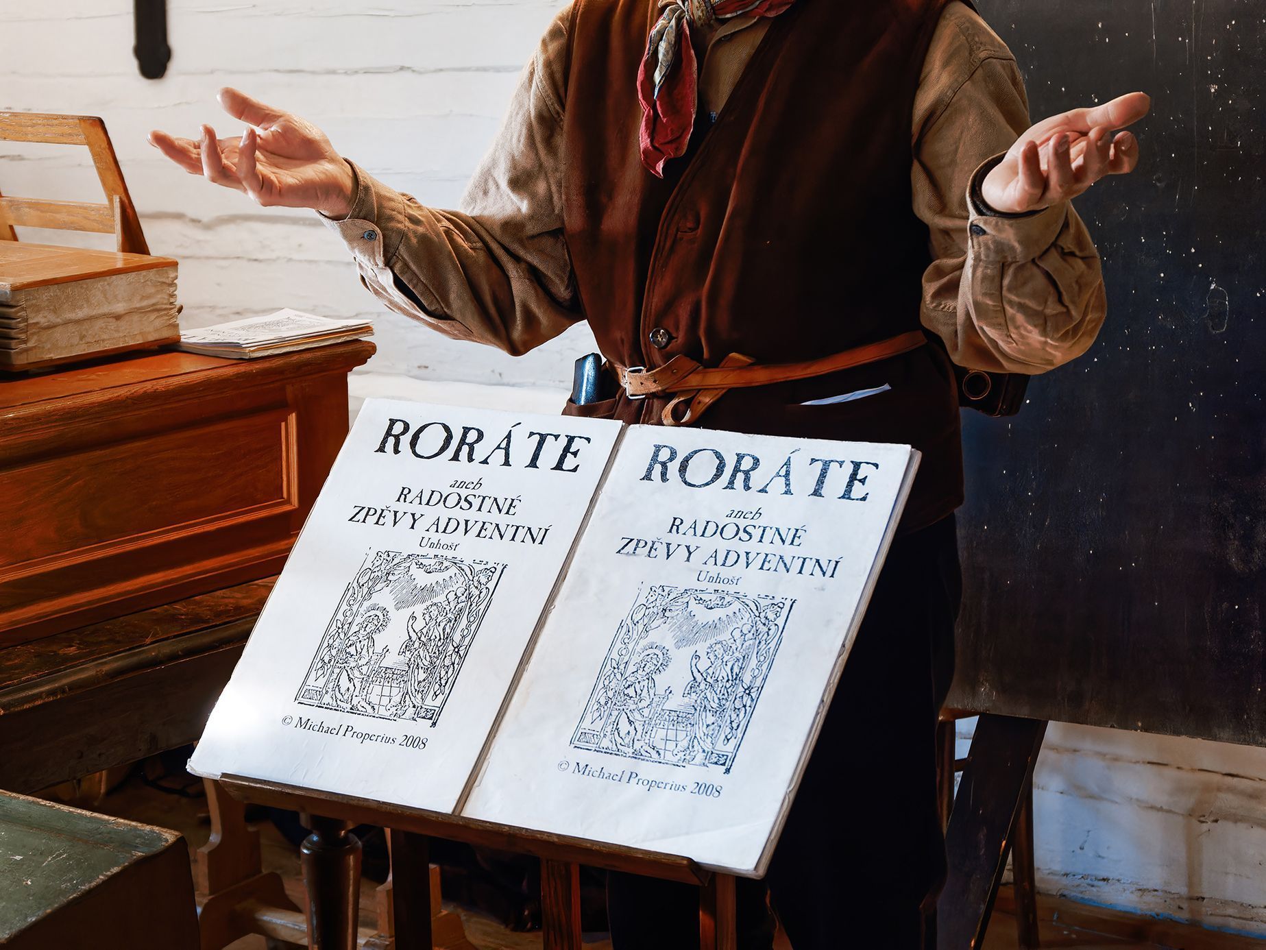 Advent ve skanzenu v Kouřimi. Mýtické postavy a zvyky na fotkách, prosinec 2023