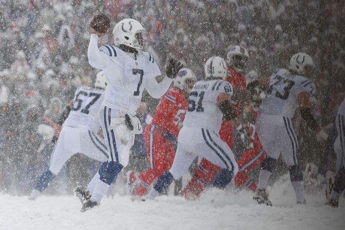 Blizzard při utkání amerického fotbalu Buffalo Bills - Indianapolis Colts