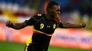 Belgický fotbalista Christian Benteke slaví gól v kvalifikaci na MS 2012 proti Srbsku.