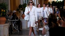 Letní elegance podle Chanelu. Inspirujte se také italským glamourem z 20. století