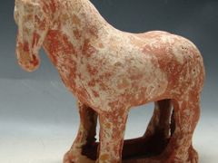 Soška koně z doby vlády dynastie Tang