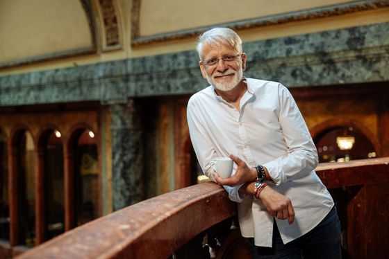 "Mentawajci žádné drogy ani alkohol nepotřebují. Do transu se dostávají tancem. Sám jsem při něm pocítil stav absolutního klidu," popisuje Formánek.