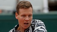 Sedmý nasazený tak postoupil potřetí za sebou a pošesté ze svých třinácti účasti na antuce v Paříži do třetího kola French Open.