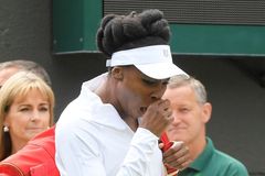 Venus se na Wimbledonu rozplakala. Každé trauma je těžké, podpořila ji Kvitová