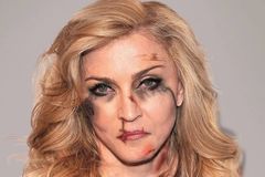 Zbitá Madonna, Sněhurka od krve. Násilí na ženách je jako rakovina, hlásá kampaň italského umělce