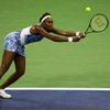 US Open 2015 - Venus Williamsová v zápase proti své sestře Sereně Williamsové