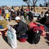 U hranic s Tunisem jsou desetitisíce uprchlíků