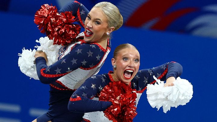 Usměvavé krásky, ostré meče i futuristické sporty. V Číně skončily obří Světové hry; Zdroj foto: Reuters