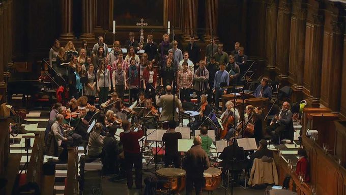 Orchestra of the Age of Enlightenment hraje Bachovo Vánoční oratorium za doprovodu The Choir of Trinity College Cambridge.
