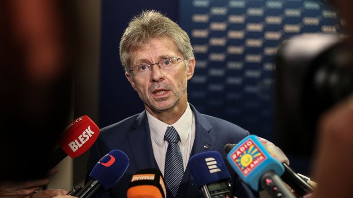 Vystrčil pojede 30. srpna na Tchaj-wan, tvrdí Česká televize. Sám to zatím nepotvrdil