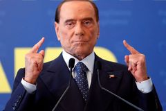 Berlusconi je u soudu pro lidská práva. Chce, aby mu povolil znovu kandidovat ve volbách