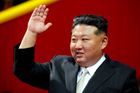 Severokorejský vůdce Kim Čong-un vládne od 17. prosince 2011, kdy převzal moc po svém zesnulém otci Kim Čong-ilovi jako třetí a nejmladší syn.