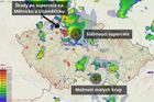 Přes Mělnicko se přehnala supercela, místy spadly kroupy velké až čtyři centimetry