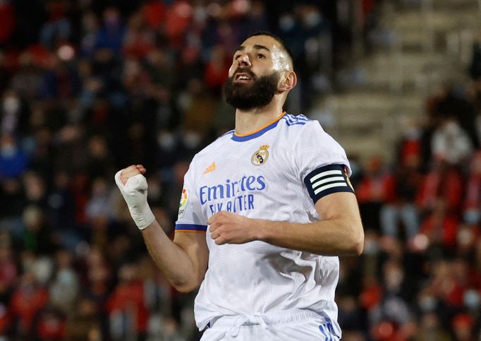 Karim Benzema slaví gól Realu Madrid v zápase španělské ligy proti Mallorce.