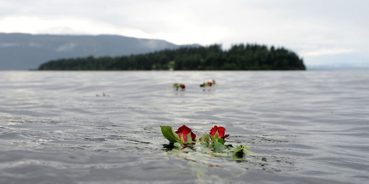 Jednorázové užití / Fotogalerie / Uplynulo 10 let od teroristických útoků Anderse Behringa Breivika