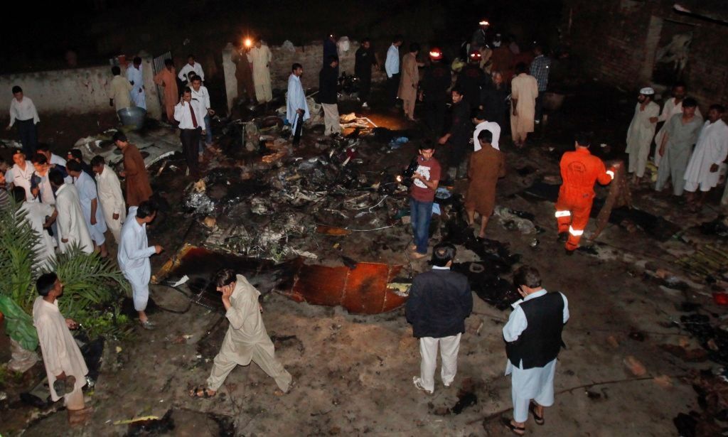 Letecká nehoda boeingu v Pakistánu