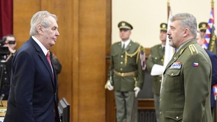 Generální povolení pro "legionáře" na Ukrajinu nebude, o každém zvlášť rozhodne Zeman; Zdroj foto: ČTK