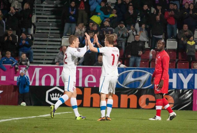 Fotbal, Česko - Kanada: Matěj Vydra a Bořek Dočkal