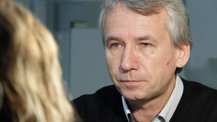 Svět se zbláznil, na Hradě máme Minitrumpa, zneužívá strachu lidí ke svému vzestupu, říká Klvaňa
