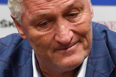 Komentář: Říha nadchl, ale končí jako pan Nechtěný. Pešán na to může doplatit