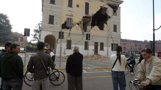 Obrazem: Itálie se vzpamatovává ze silného zemětřesení