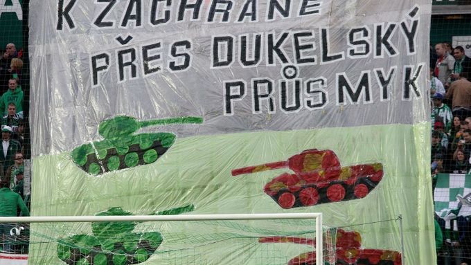 Podívejte se na obrázky z předehrávky 28. kola Gambrinus ligy mezi pražskou Bohemkou a Duklou.