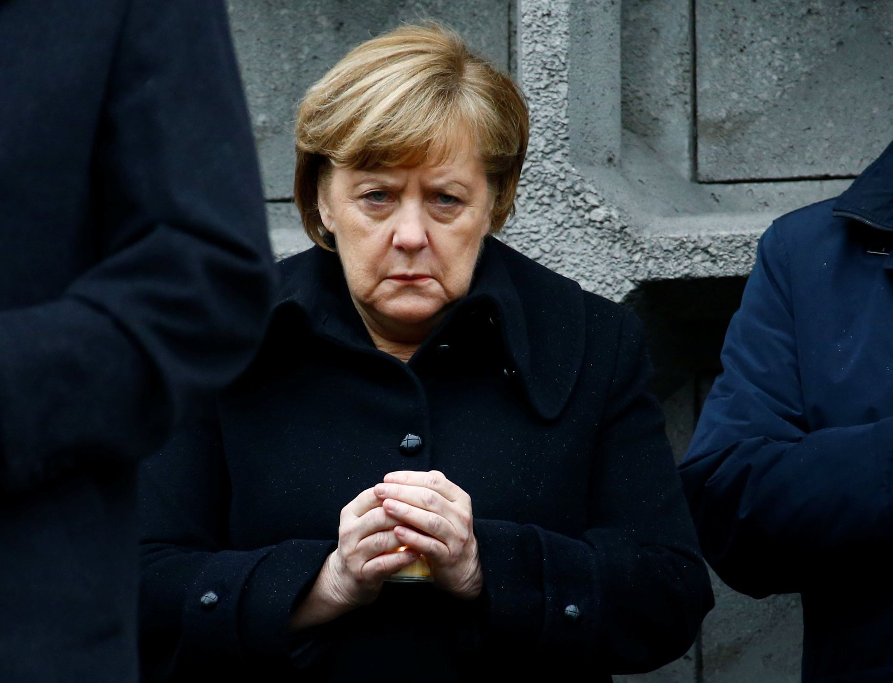 Kancléřka Angela Merkelová na slavnostním odhalení památníku 12 obětí.