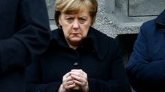 Kancléřka Angela Merkelová na slavnostním odhalení památníku 12 obětí.