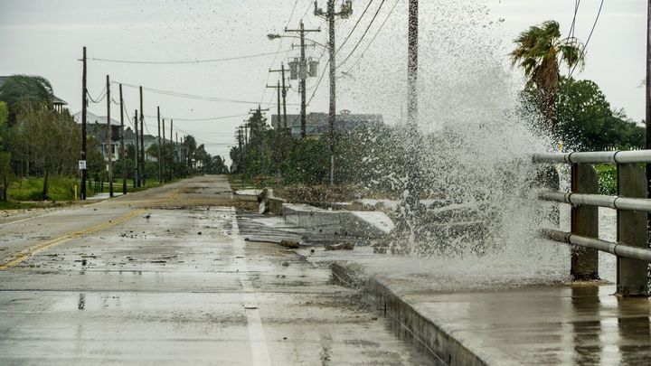 USA se připravuje na hurikán. Bouře Sam může o víkendu dál sílit; Zdroj foto: iStock