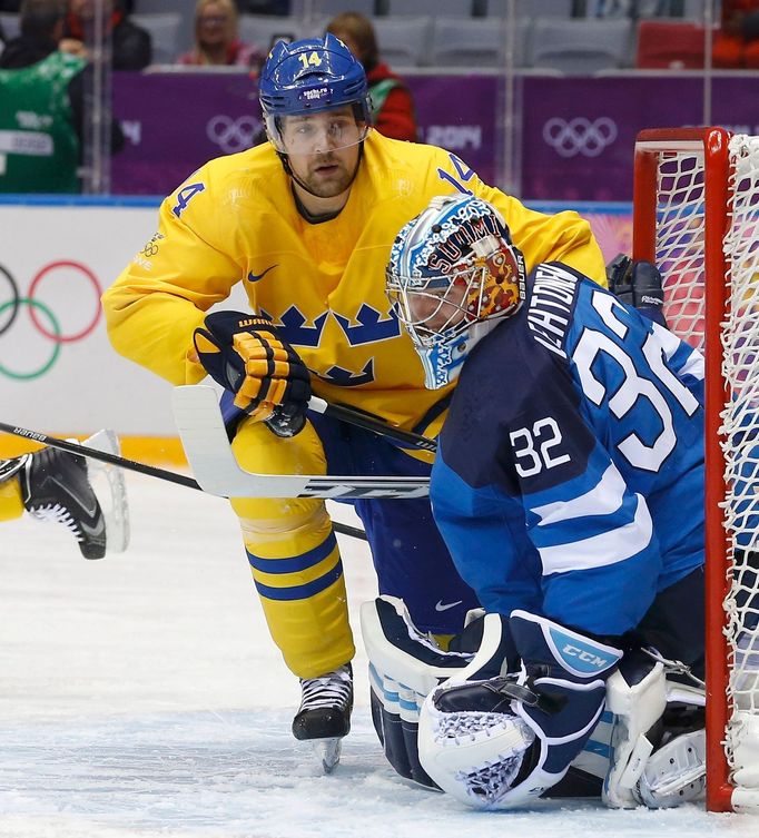 Švédko - Finsko: Patrik Berglund - Kari Lehtonen