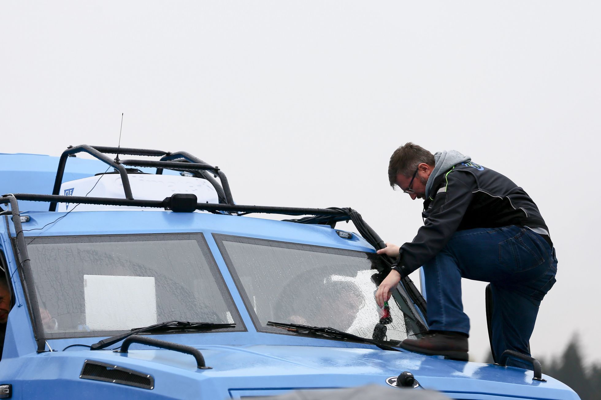 Ruské auto na vodík Rusak