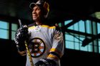 Křičeli na něj, aby šel sbírat bavlnu. První černoch v NHL odpověděl hokejem