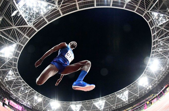 Will Claye (USA) ve trojskoku