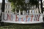 Rakouští studenti obsadili univerzity. Nechtějí školné