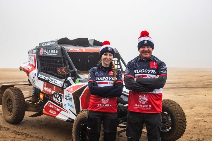 Buggyra před Rallye Dakar 2021: Markéta Skácelová a Tomáš Enge