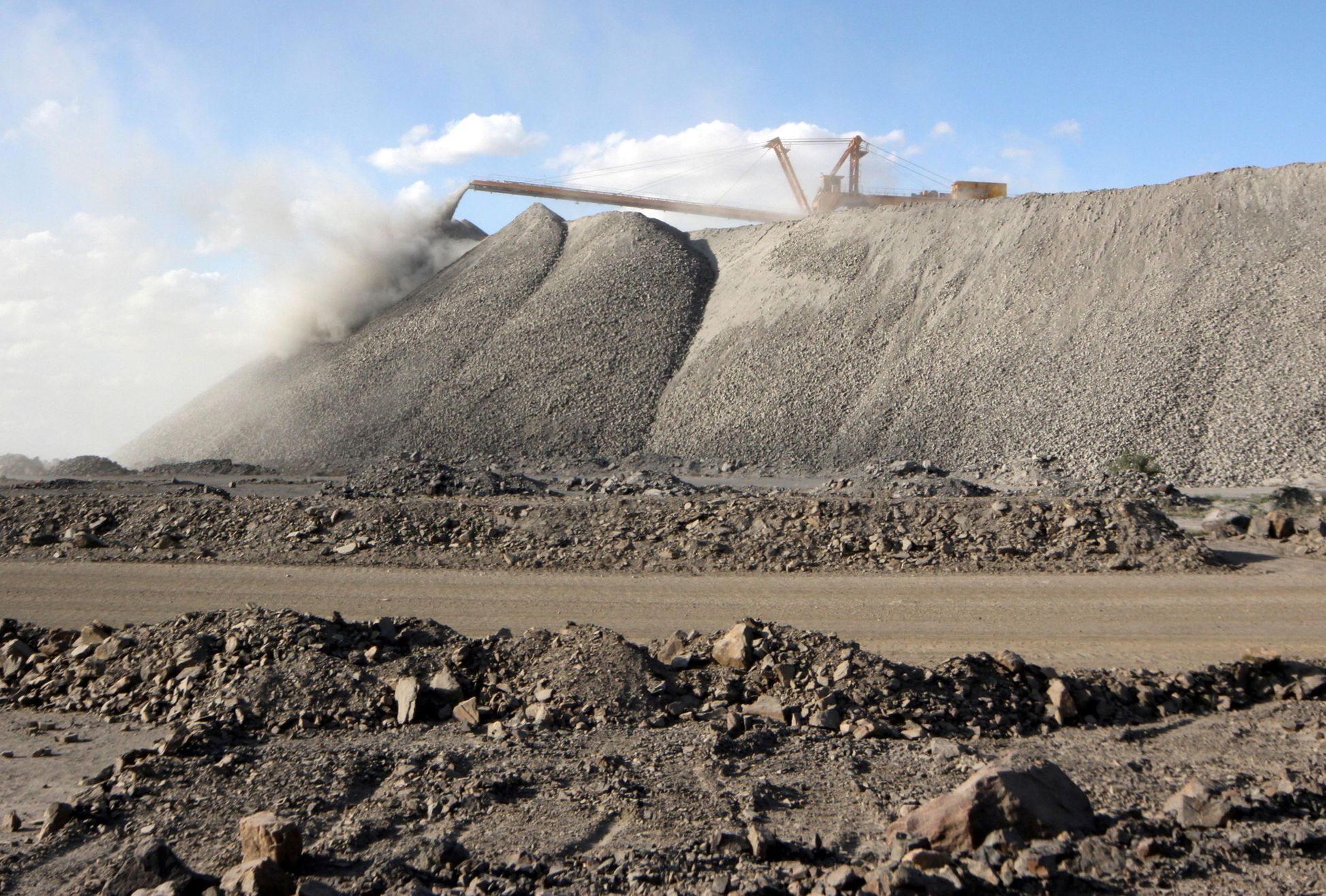vzácné kovy těžba důl Bayan Obo vnitřní mongolsko čína