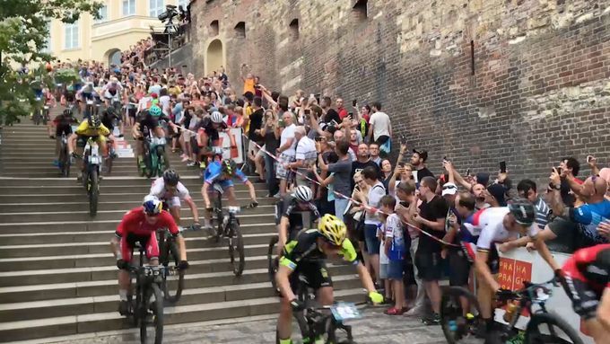 Městských závod na horských kolech Pražské schody vyhrál Španěl David Valero