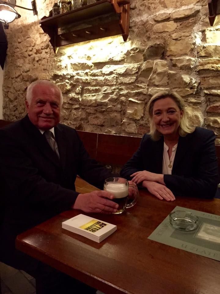 Le Penová na pivo s Klausem