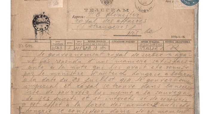 Telegram, v němž Rakousko-Uhersko vyhlašuje válku Srbsku. Peklo 1. světové války se právě rozpoutalo.