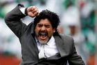 Maradona radí Bílkovi: Zavři děsivého Ronalda do klece