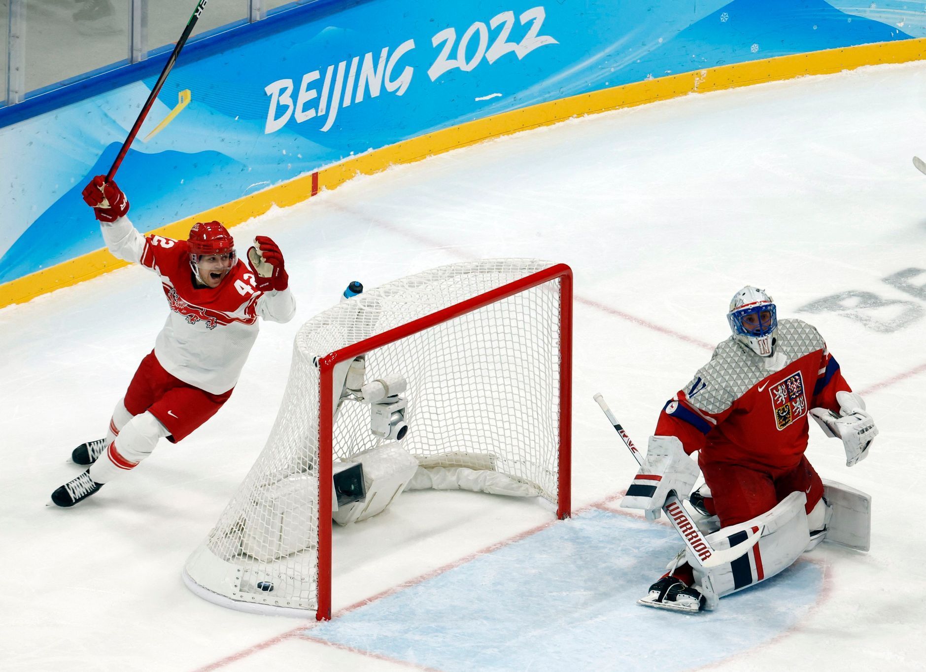OH 2022, Peking, hokej, Česko - Dánsko, Dánové slaví gól