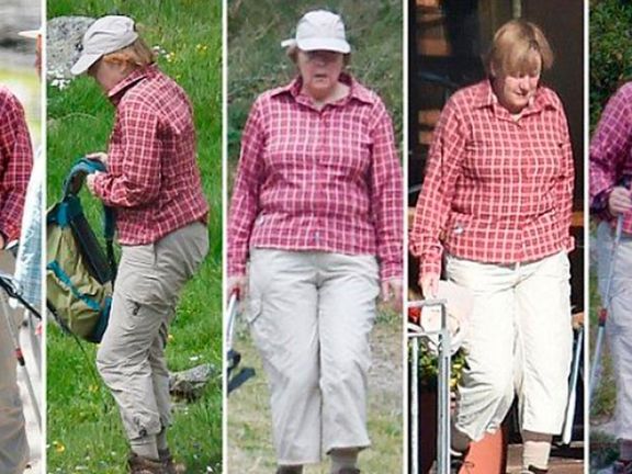 Angela Merkelová na dovolené v několika různých letech. A vždy ve stejném oblečení.